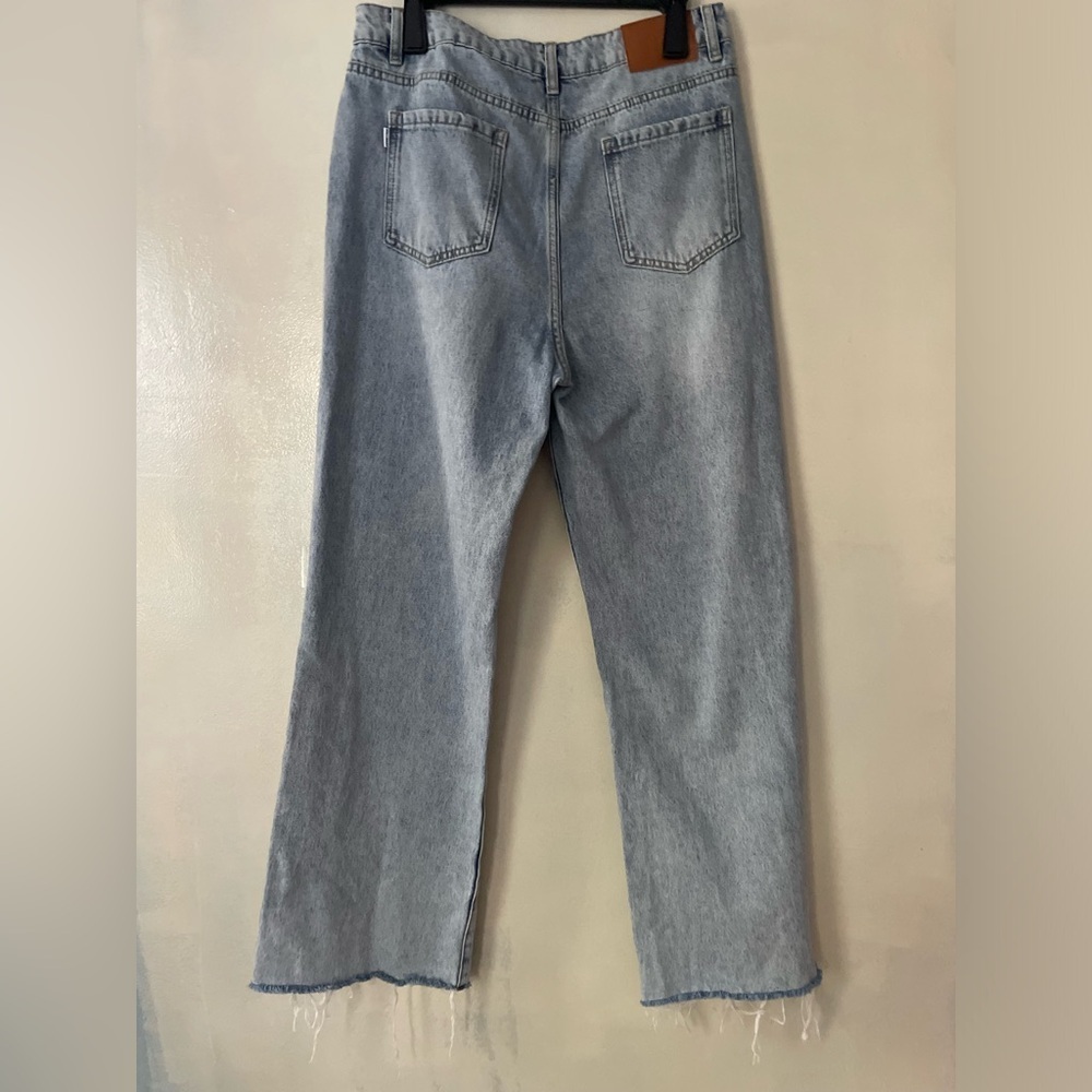 Princess Polly women’s size 10 high rise wide leg jeans raw hem light wash - Picture 2 of 7